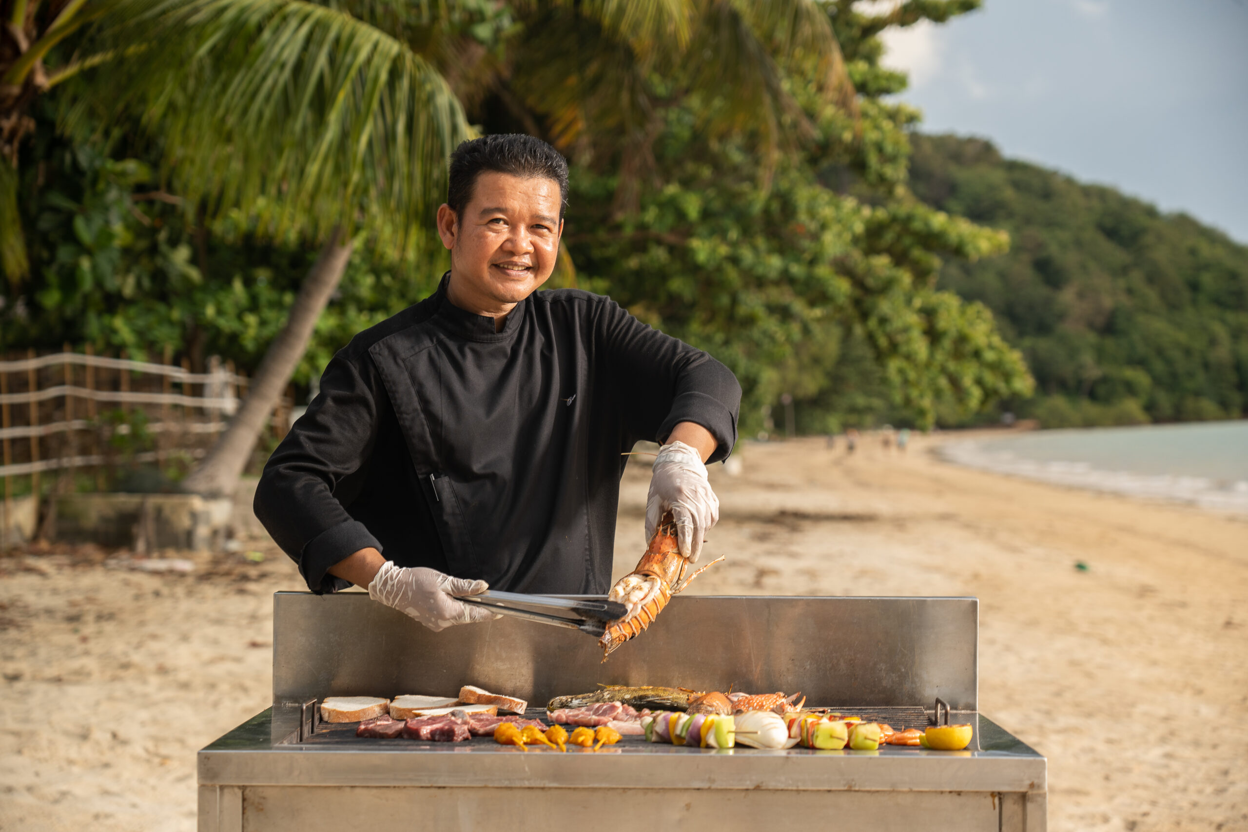 Seafront dining at My Beach Resort Phuket